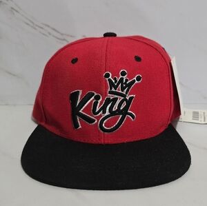 King Crown Graffiti Ring Of Fire Hat Snapback Red Black Script Logo Cap NWT